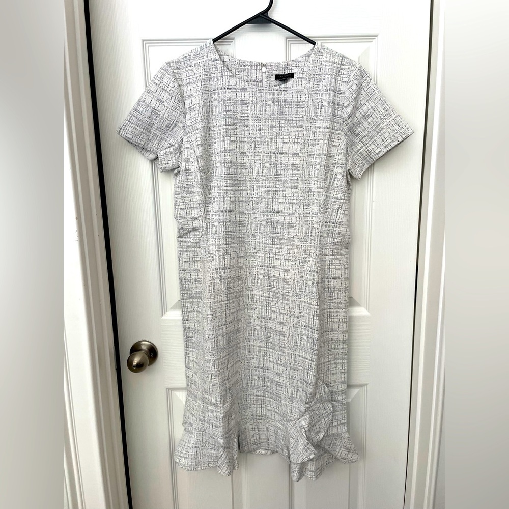New with tags Ann Taylor ruffle hem dress